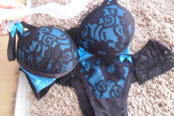 Conjunto de calcinha e sutiã Laurinha (p)