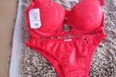 Conjunto de calcinha e sutiã Laurinha (m)